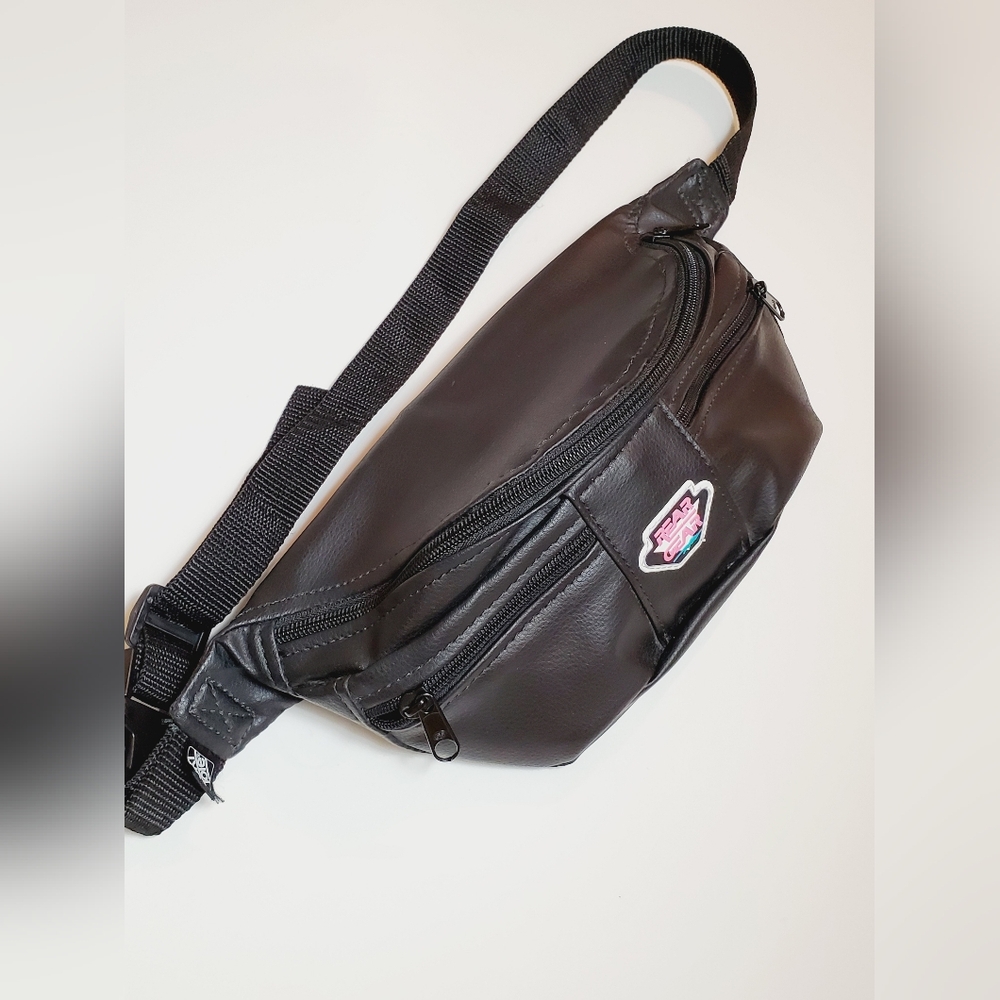 Vintage Rear Gear Ski Tote Leather Adult Unisex Adjustable Fanny Pack